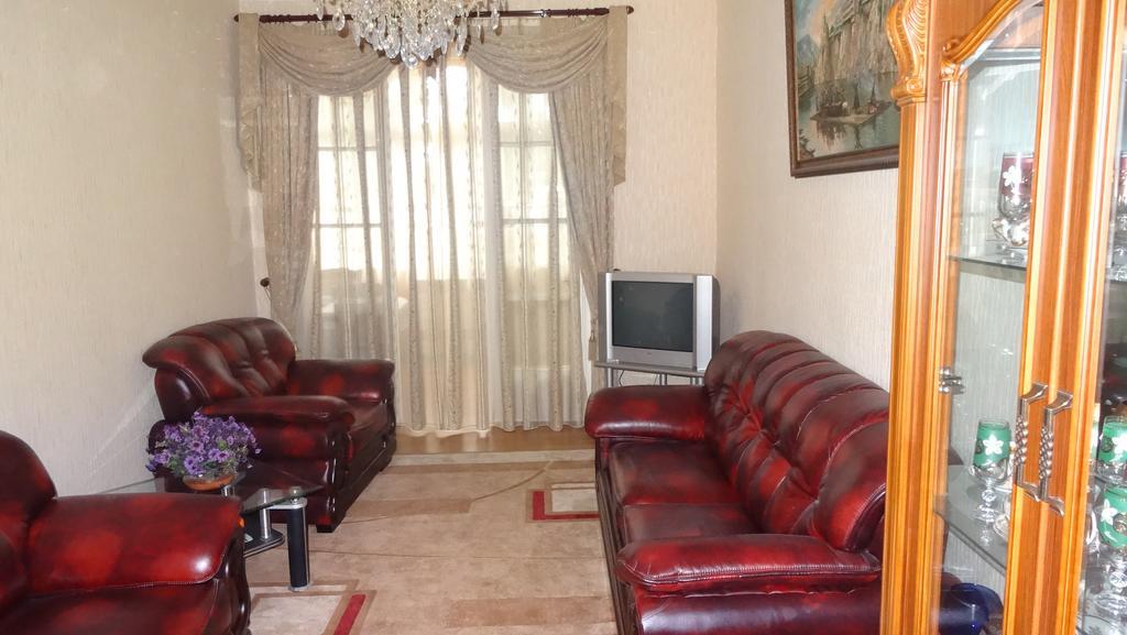 Apartment Vake-Saburtalo Tbilisi Exteriör bild