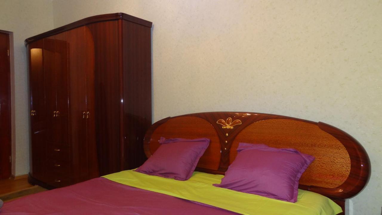 Apartment Vake-Saburtalo Tbilisi Exteriör bild