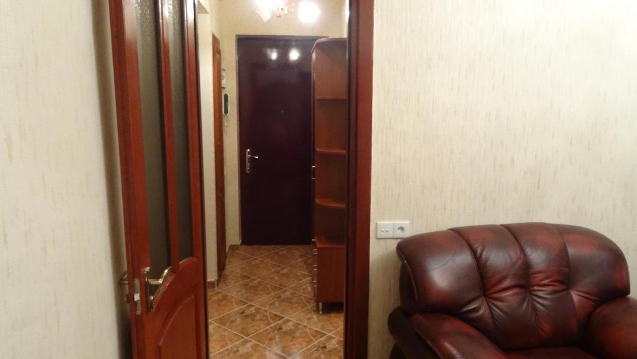 Apartment Vake-Saburtalo Tbilisi Exteriör bild