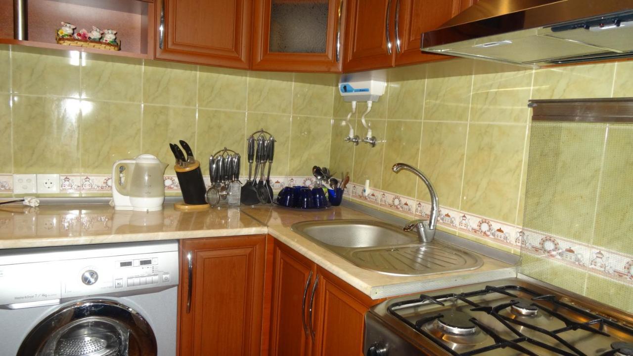 Apartment Vake-Saburtalo Tbilisi Exteriör bild